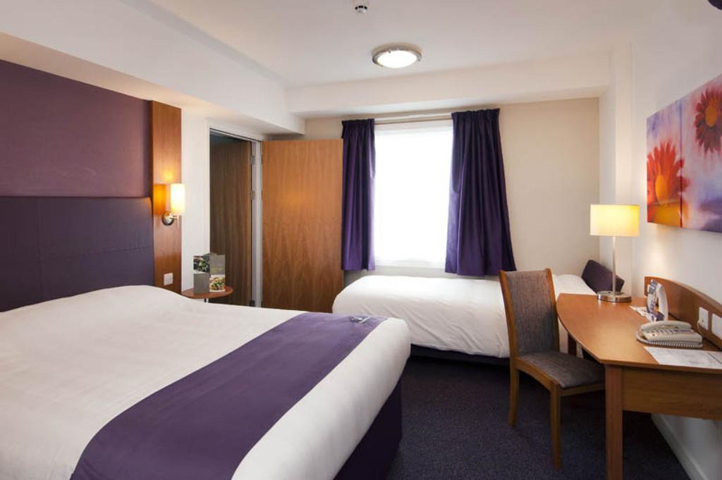 גטשהד Premier Inn Newcastle - Metro Centre חדר תמונה